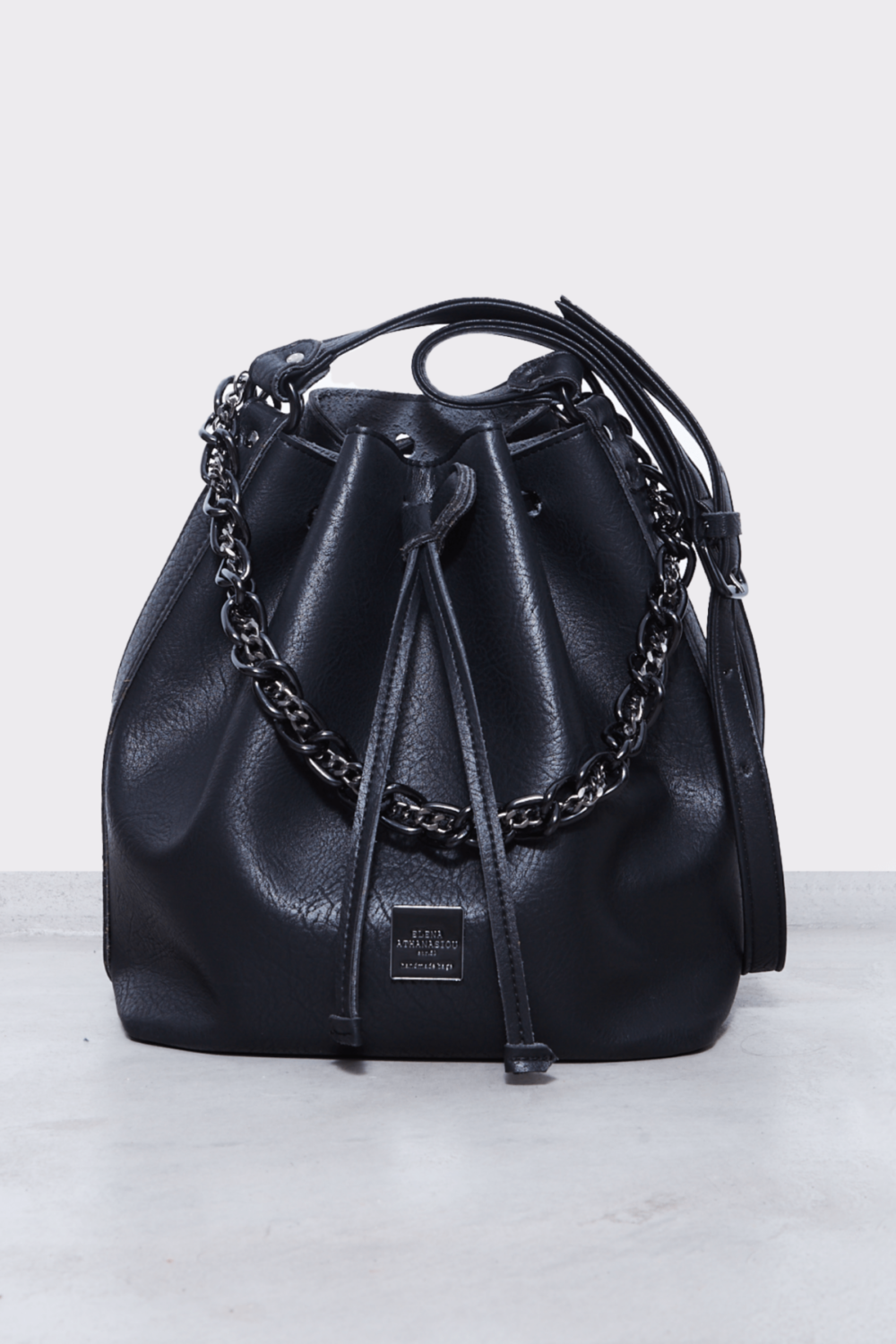 elenaathanasiou Retro ChainPouch Black cukagr 1