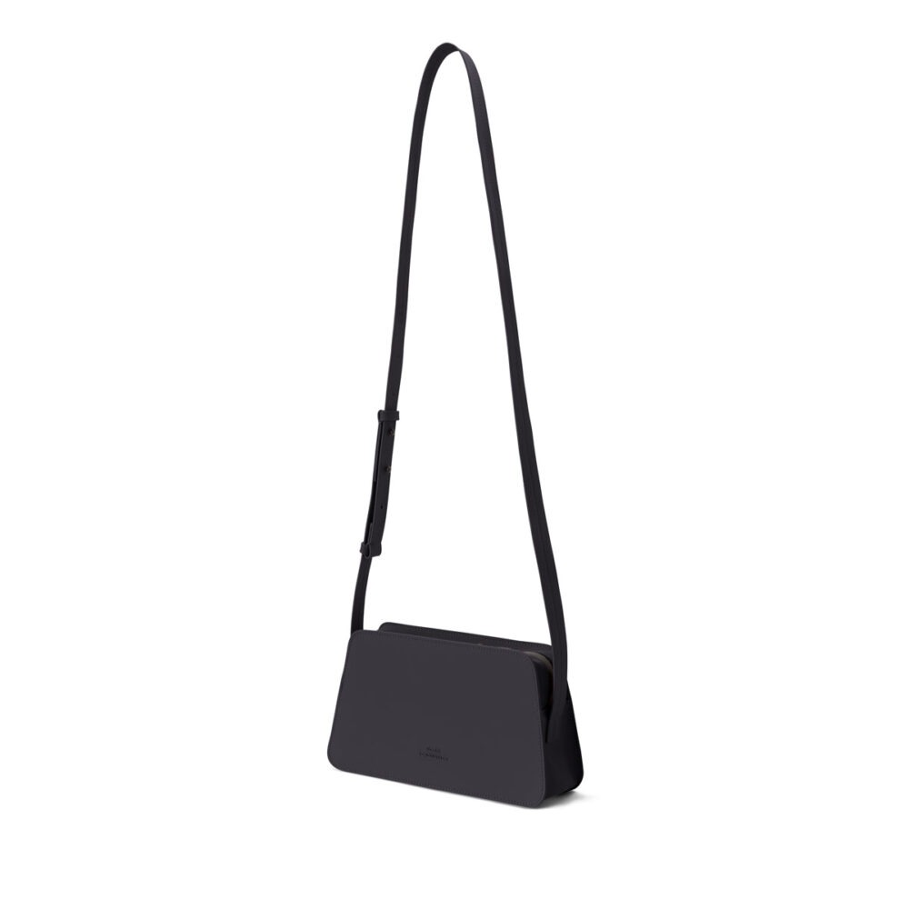 UA Kiomi Bag Lotus Infinity Series Black 02