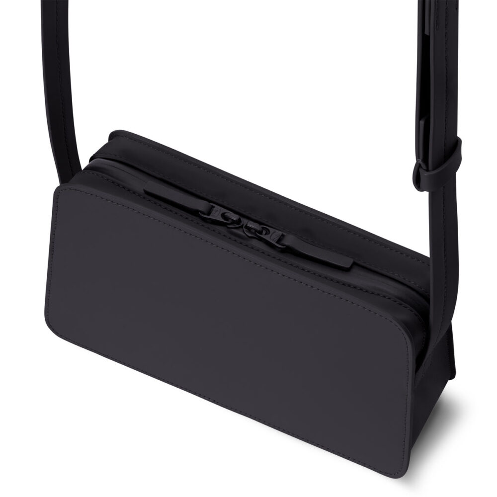 UA Kiomi Bag Lotus Infinity Series Black 04