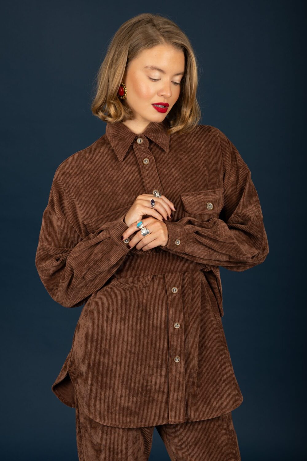 Chaton Morris oversize shirt Chocolate cukagr.jpg3