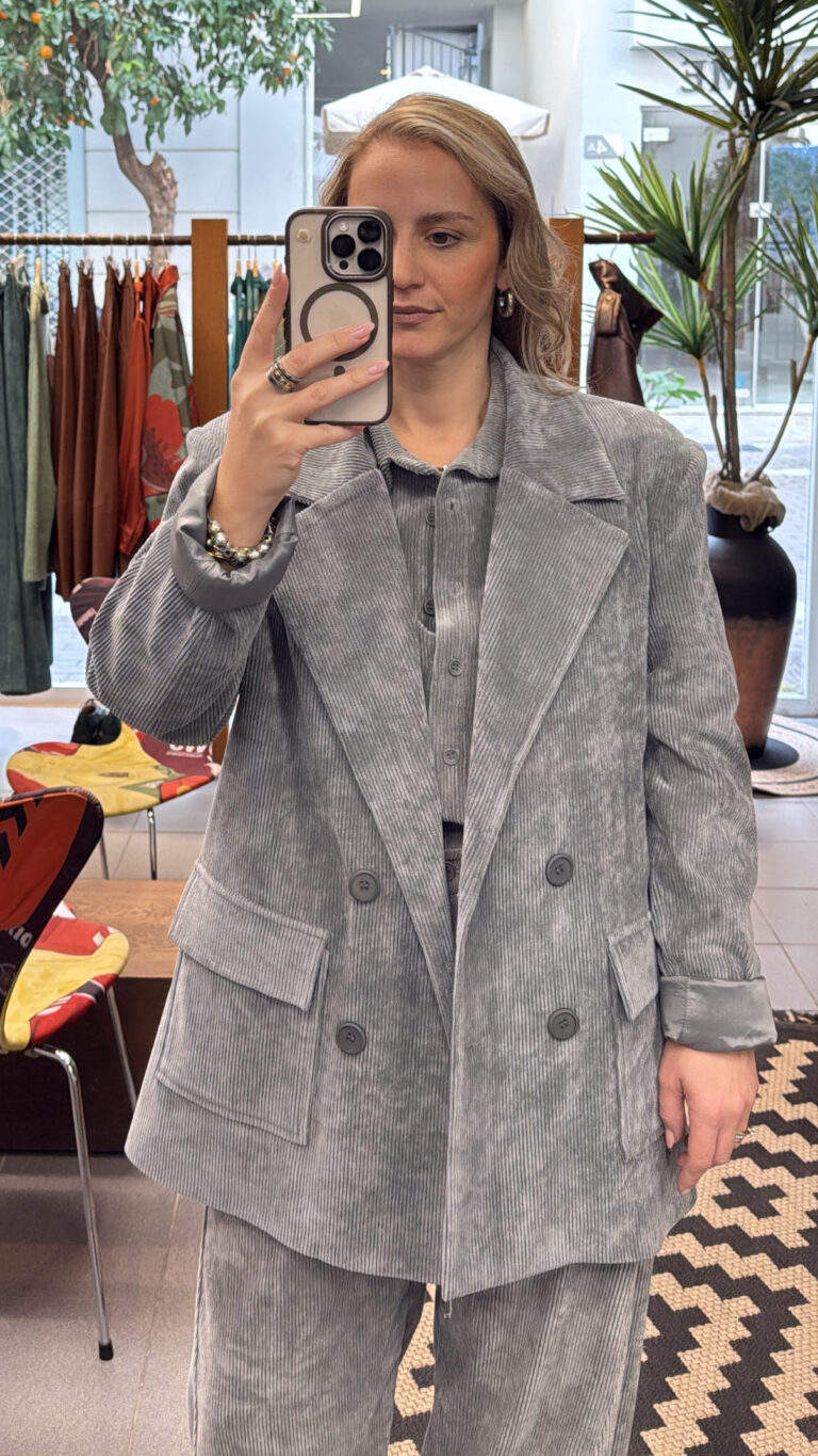 290051A9 A424 4C4E B9E4 D6B715E368B5