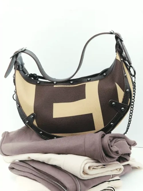 Mocca Logo Bauette 700x1050