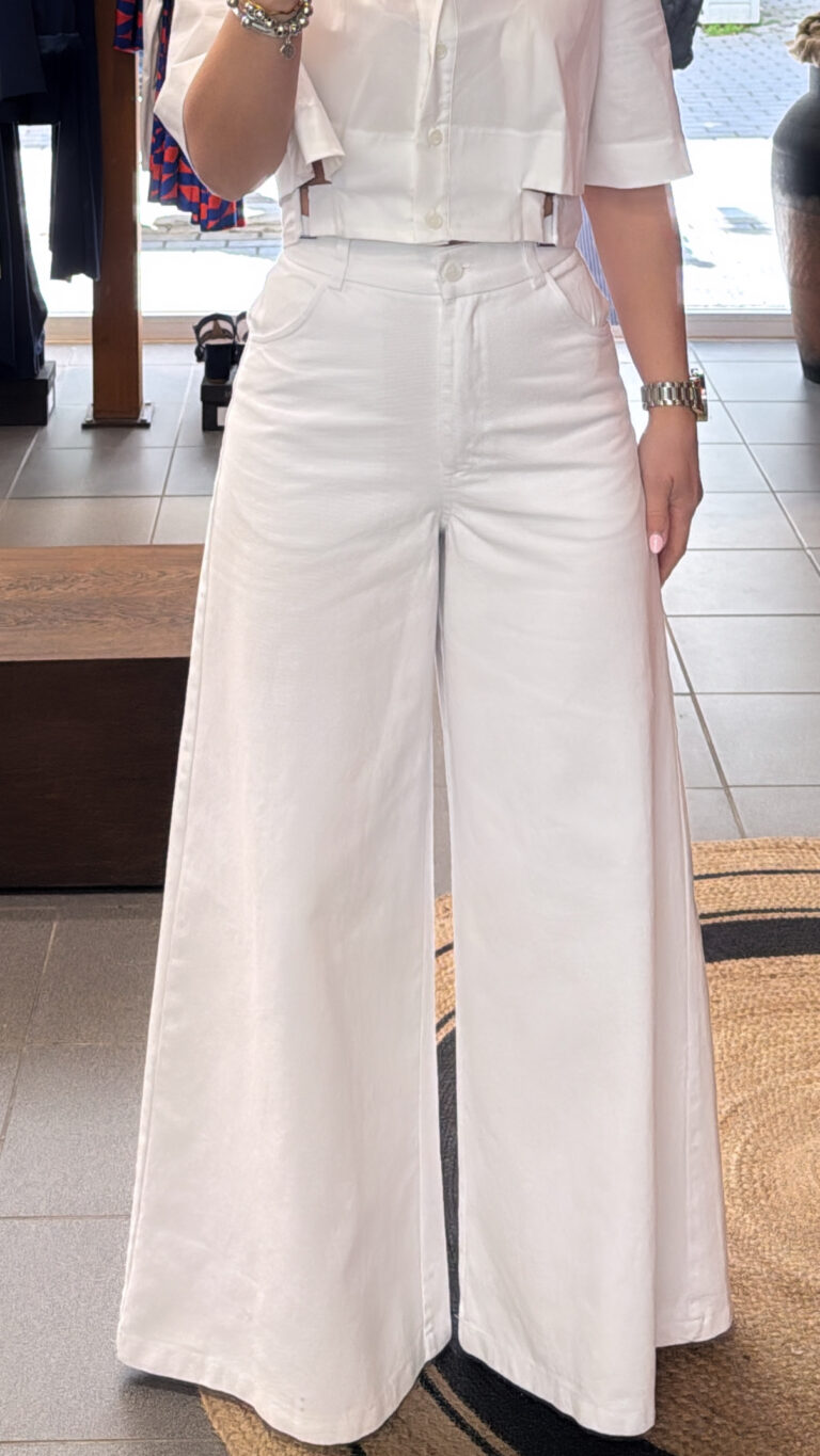 EAC1AAF7 24A7 4A7C A6F8 0859BC31A855