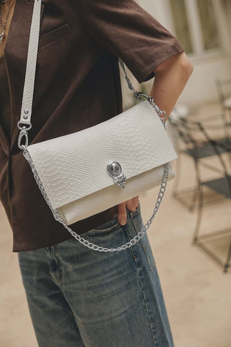 9a75124c 56c1 4829 9eed 87e08158f86a 11zon