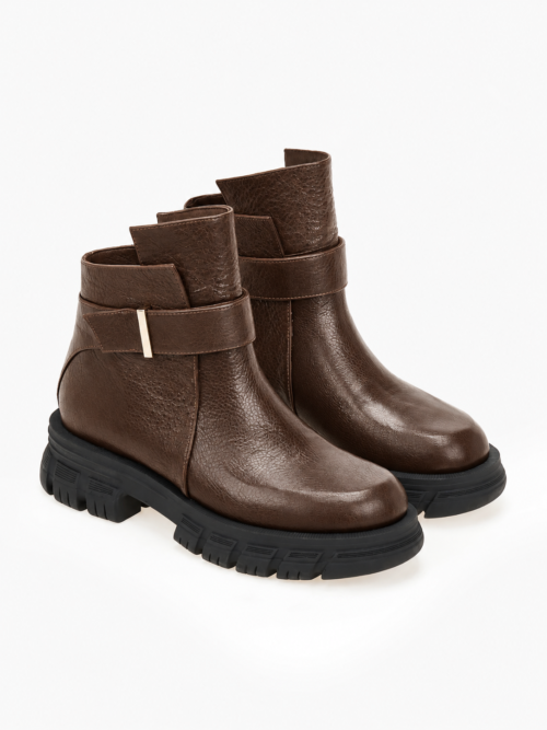 brown boots pair